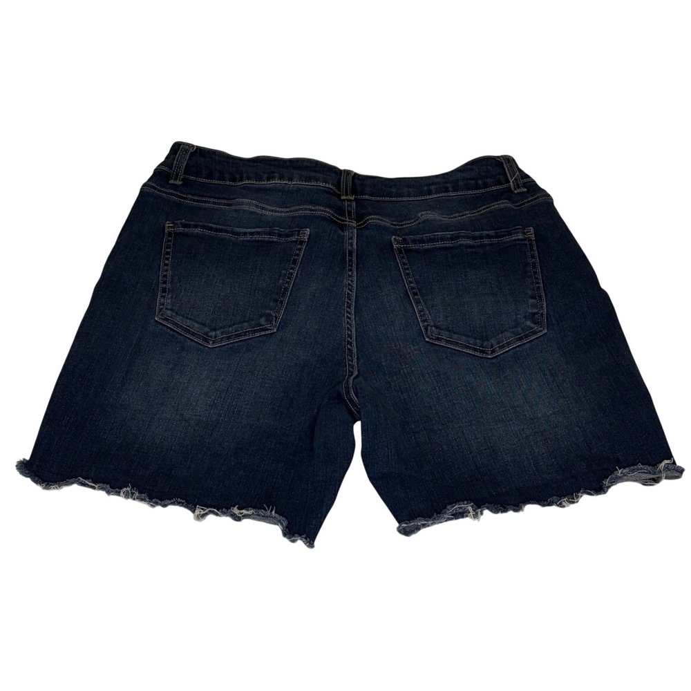 Time and Tru Mid-Rise Denim Shorts Dark Wash Raw Hem Size 16 Blue Stretch - Picture 2 of 7